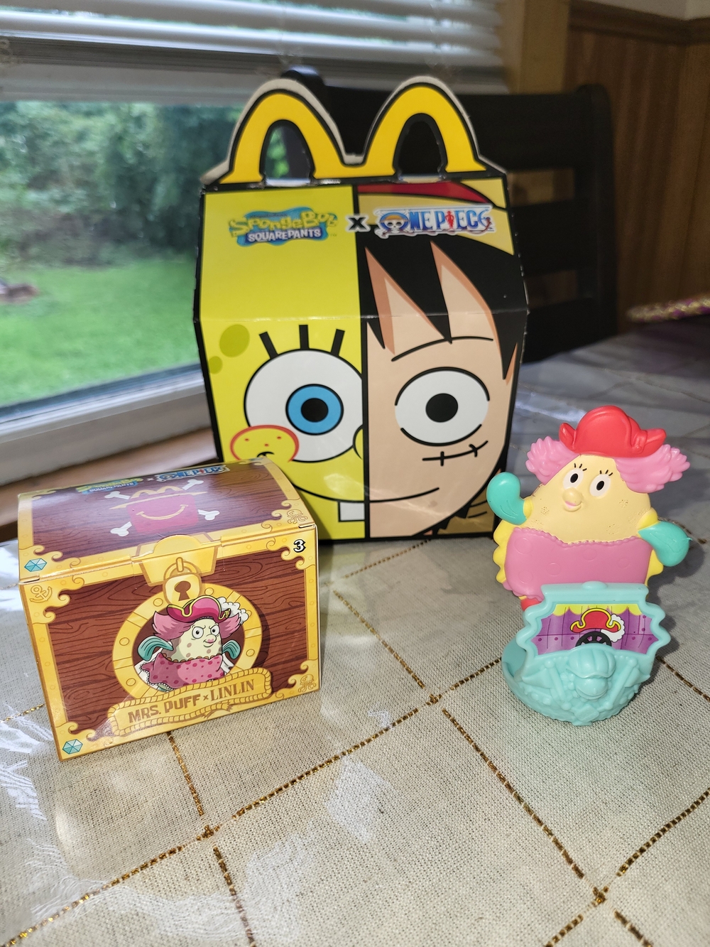 McDonald's SpongeBobxOne Piece Happy Meal Toy Mrs. Puff x Linlin Boxes Included